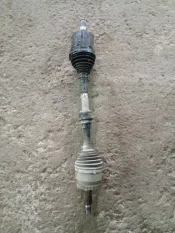 Полуось передняя левая (приводной вал, ШРУС) Kia Carnival (2014-2020) 2019 49500A9500 2.2 D
