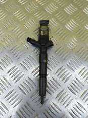Форсунка топливная Toyota Hilux (2005-2015) 2013 236700L090 3.0 D 1KDFTV