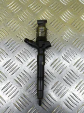 Форсунка топливная Toyota Hilux (2005-2015) 2013 236700L090 3.0 D 1KDFTV