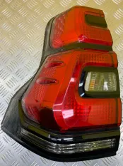Фонарь задний левый Toyota Land Cruiser Prado 150 (2009-2023) 2019 8156160C30 2.8 D 1GDFTV