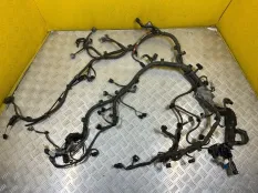 Проводка двигателя Toyota Sequoia II 2008 - 2022 2013 821210C191 ВНЕДОРОЖНИК 5.7 I 3URFE
