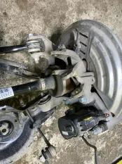 Кулак задний правый Zeekr 007 2024 8893083431