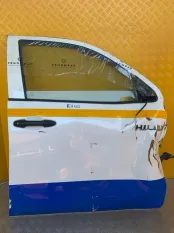 Стекло двери передней правой Toyota Hilux (2015-2021) 2022 681010K280 ПИКАП 2.4 D 2GDFTV