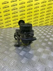 Насос продувки катализатора Toyota Land Cruiser Prado 150 (2009-2023) 2012 176100C040 2.7 I 2TRFE