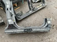 Порог правый Land Rover Range Rover Evoque I (2011-2018) 2016 LR028470 ВНЕДОРОЖНИК 2.0 D 204DTD