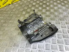 Кронштейн полуоси Land Rover Range Rover Evoque I (2011-2018) 2016 GJ324H473AD ВНЕДОРОЖНИК 2.0 D 204DTD