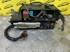 Блок предохранителей Toyota Hilux (2005-2015) 2014 827410K010 ПИКАП 2.5 D 2KDFTV