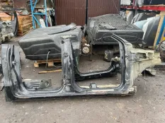Порог правый Ford Ranger III (2011-2019) 2017 2182909 ПИКАП 3.2 D