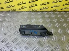 Петля капота правая Land Rover Range Rover Evoque I (2011-2018) 2014 LR001562 ВНЕДОРОЖНИК 2.2 D 224DT