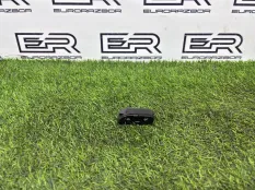 Кнопка центрального замка правая Porsche Panamera 971