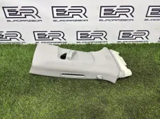 Обшивка стойки центральной правой Porsche Panamera 971