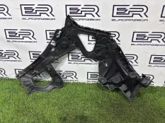 Кронштейн бампера заднего правый Audi Q8 4M