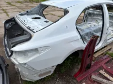 Крыло заднее правое Camry 70 75
