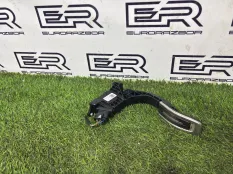 Педаль газа Audi Q8 4M рест