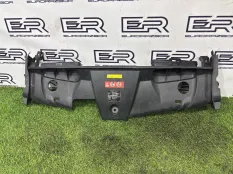 Накладка замка капота Mercedes W212 C207 C218