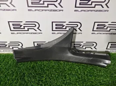 Накладка порога задняя правая Camry 70