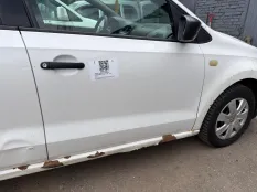 Дверь передняя правая Volkswagen Polo 5