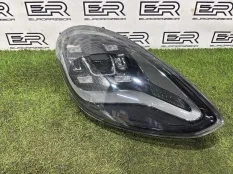 Фара правая Porsche Panamera 971 LED