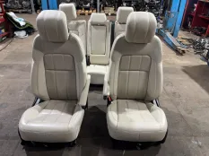 Салон Range Rover Sport 2 рестайлинг