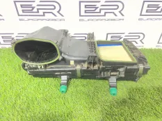 Корпус воздушного фильтра Mercedes OM654