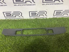 Накладка крышки багажника Mercedes-Benz E W214