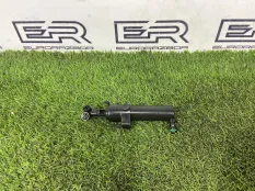 Форсунка омывателя фар передняя правая Mercedes-benz E W212