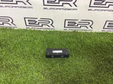 Разъем AUX / USB Audi Q7 Q8 4M