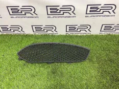 Решетка бампера передняя правая Mercedes-Benz Cla С117