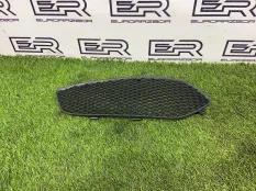 Решетка бампера передняя левая Mercedes-Benz Cla С117