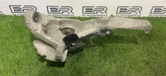 Поворотный кулак передний левый  Range Rover L405 Рест