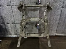 Передний подрамник Range Rover L405