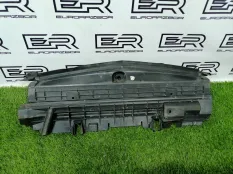 Воздуховод радиатора Mercedes W204 C218