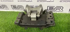 Подушка крепления кпп Mercedes S W222