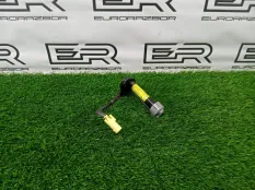 Пиропатрон капота Kia Stinger 1