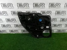 Стеклоподъемник задний левый Kia Stinger 1