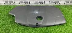 Декоративная крышка двигателя Om651 Mercedes