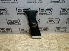 Обшивка центральной стойки левая Land Rover 4