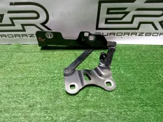 Петля капота правая Land Rover Range Rover 4 L405