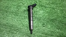 Форсунка топливная Mercedes-Benz GLE W166