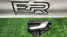 Ручка внутренняя двери передней правой Land Rover