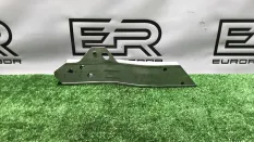 Крепление фары (кронштейн фары) правой 180050240