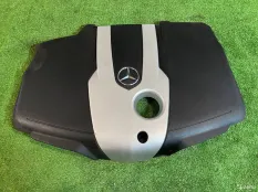 Декоративная крышка двигателя Mercedes-Benz GLE