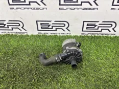 Насос системы охлаждения Porsche Panamera 971