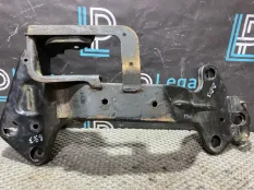 Кронштейн АКПП BMW X5 E53 N62B44 2004