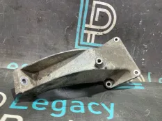 Кронштейн двигателя левый BMW 5 E39 M52B25TU 256S4