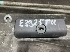 Замок бардачка BMW 5 E39 M52B25TU 256S4 1999