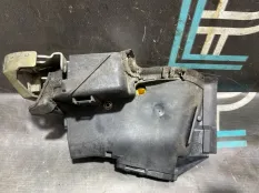 Замок двери передний правый BMW 5 E39 M54B25 256S5