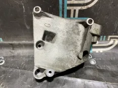 Кронштейн компрессора кондиционера BMW 5 E39