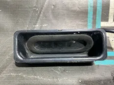 Кнопка открывания багажника BMW 5 E39 M54B25 256S5