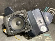 Динамик задний левый BMW 5 E39 M52B25TU 256S4 1999